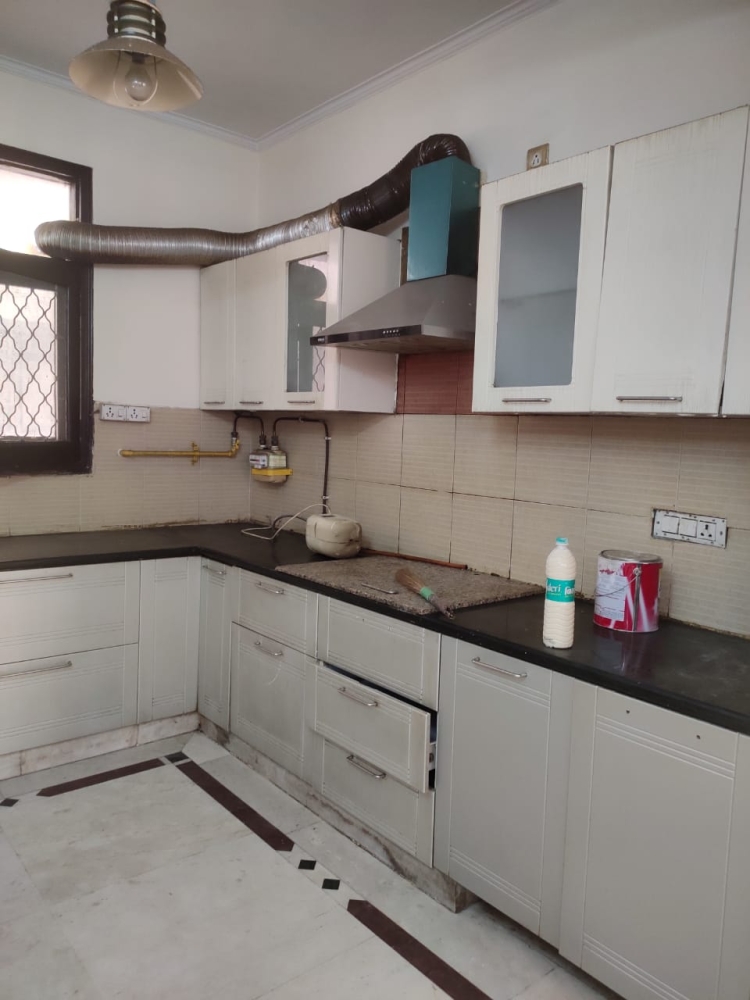 3BHK 2Baths Flat for rent in Shyam Apartments Sector 11 Dwarka